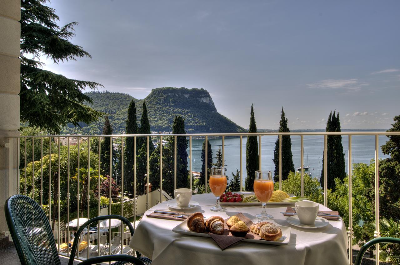 Hotel Excelsior Le Terrazze Garda  Exterior photo